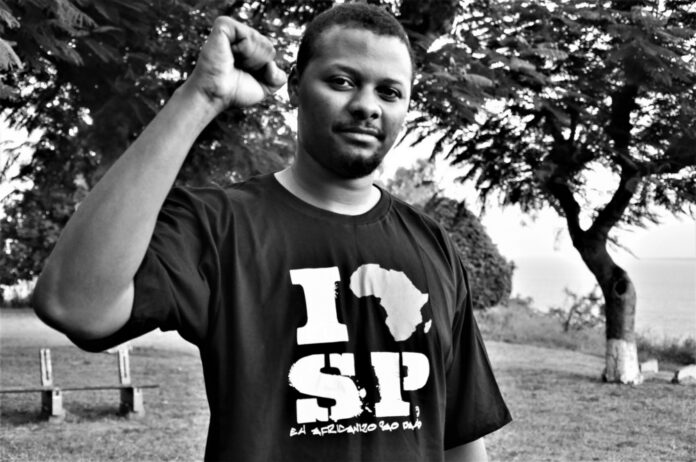 Morreu o rapper moçambicano Azagaia