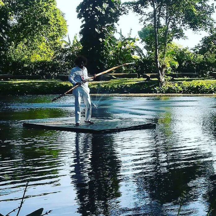 Stewart Sukuma - Planet Resolution (feat. K9 & May Mbira)