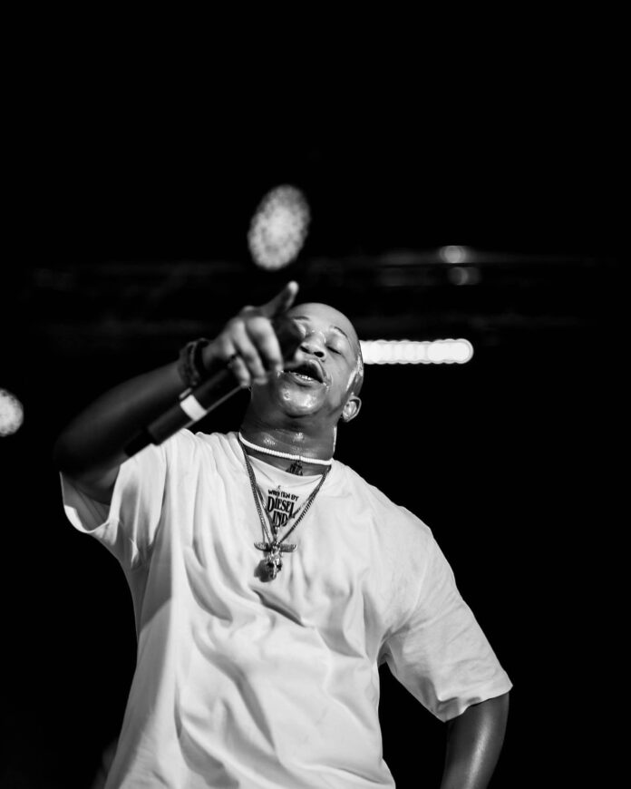 Young Stunna & Soa Matrix – Ebusuku (ft. Kabza De Small)