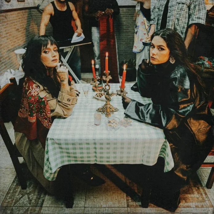 Carolina Deslandes – Tento Na Língua (feat. Iolanda)