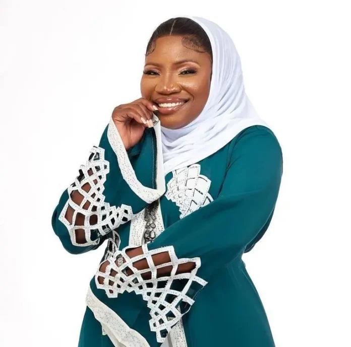 Makhadzi – Tshisevho feat. Dj Gun Do