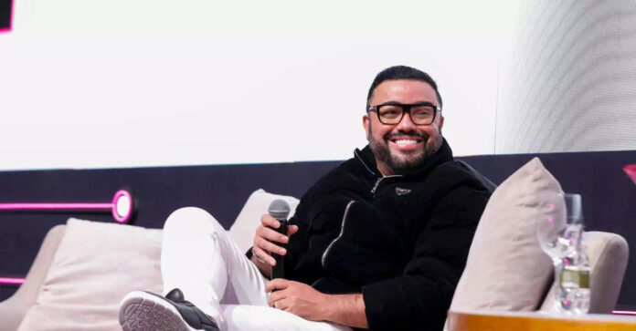 Rodrigo Oliveira leva poder do funk ao palco do ProXXIma