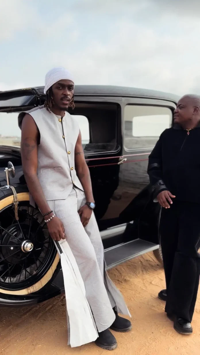 3 Finer ft. Izz Popik – Angeli