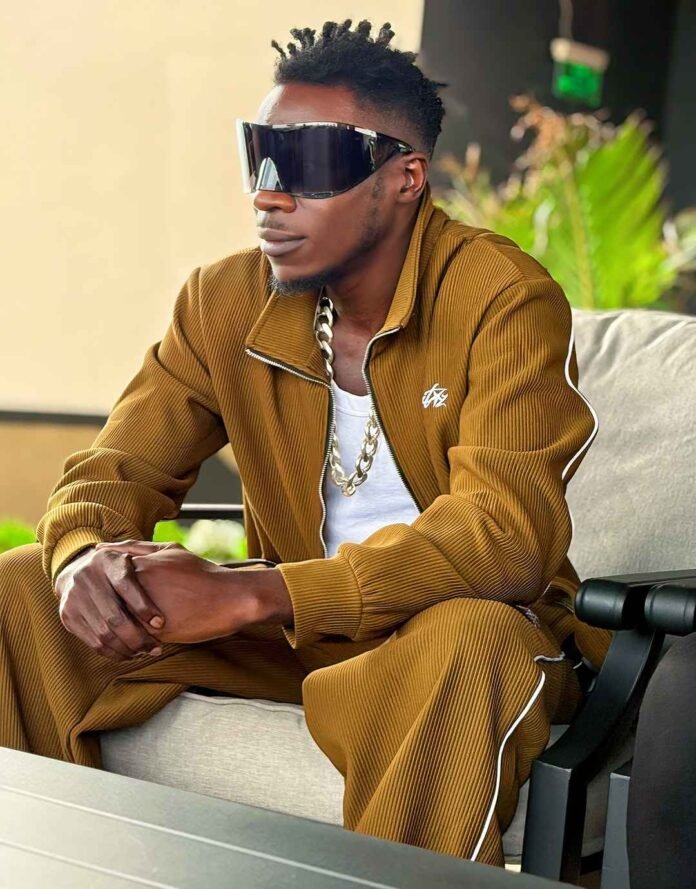 Alien Skin – Love Story